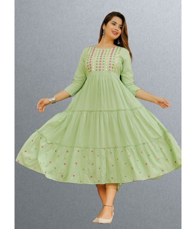 Low Price Offer on Kurtas & Kurtis for Women