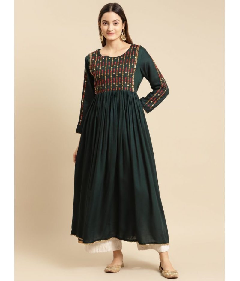 Low Price Offer on Kurtas & Kurtis for Women
