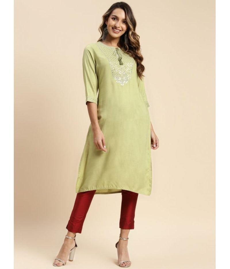 Low Price Offer on Kurtas & Kurtis for Women