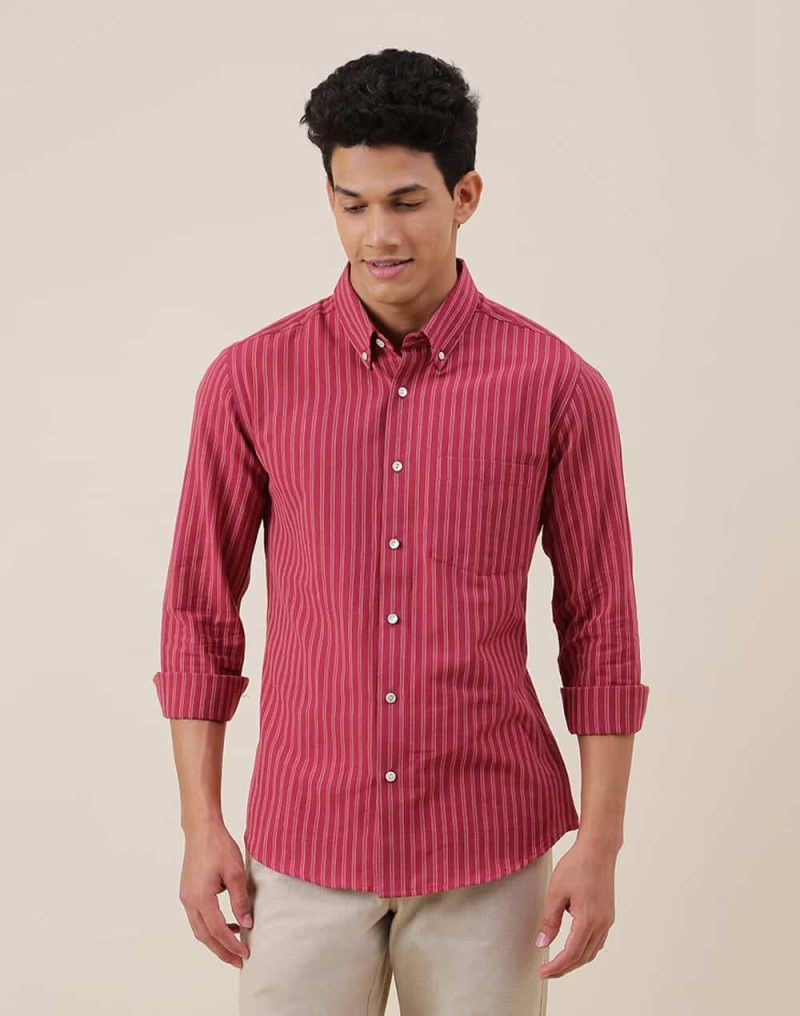 Men Regular Fit Printed Spread Casual Shirt