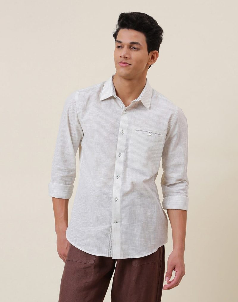 Men Regular Fit Printed Spread Casual Shirt