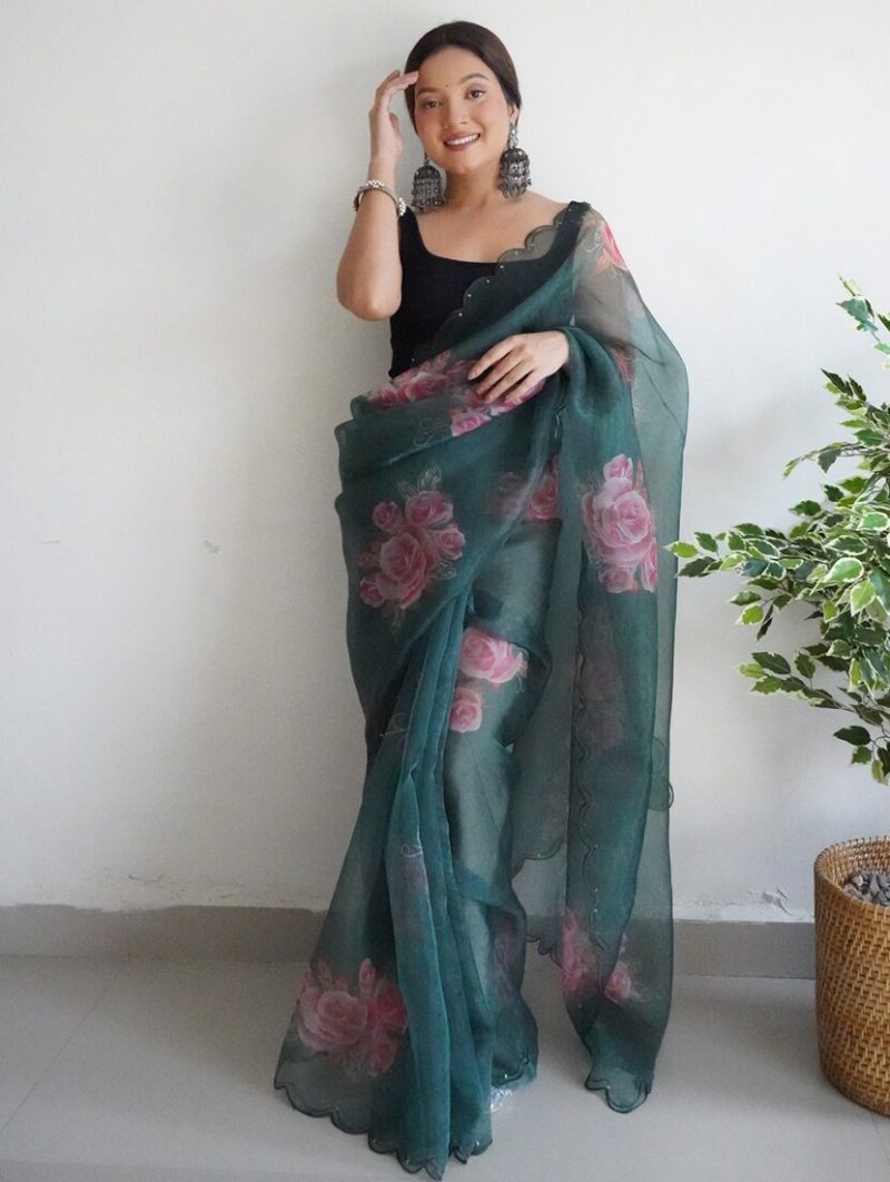 women printed saree