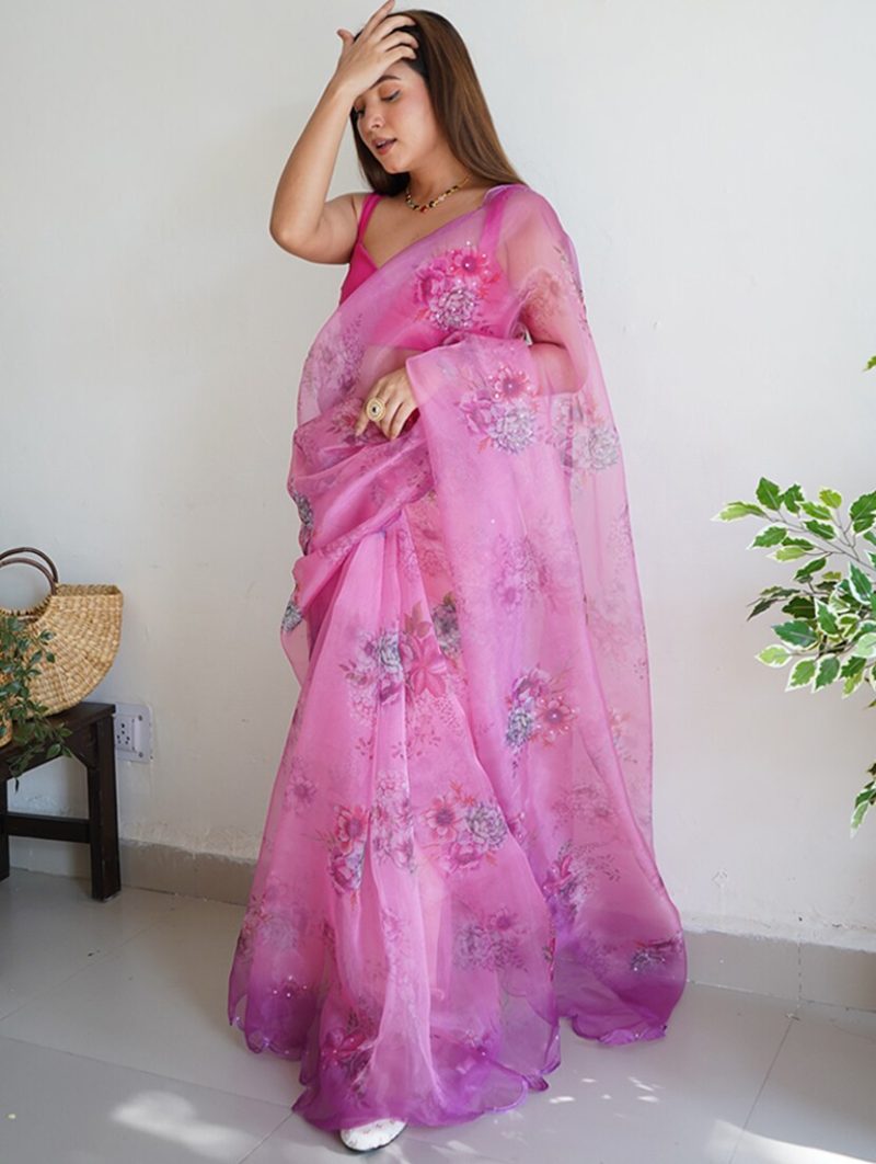 women printed saree - Image 3