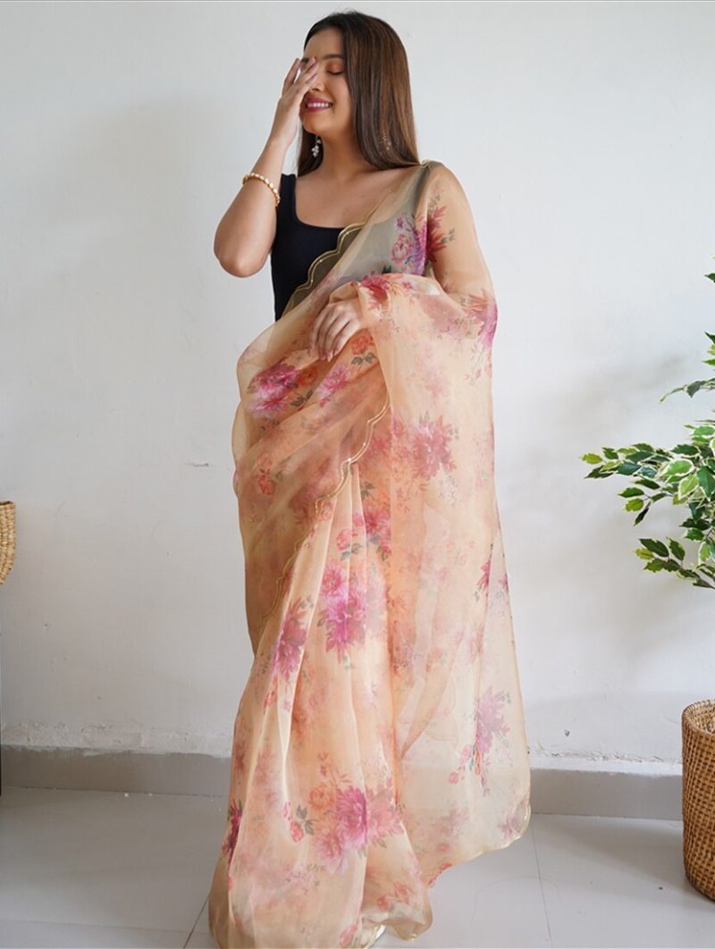 women printed saree - Image 2
