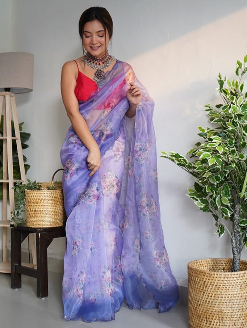 women printed saree